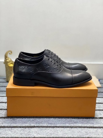 LV Shoes(AAA)-829