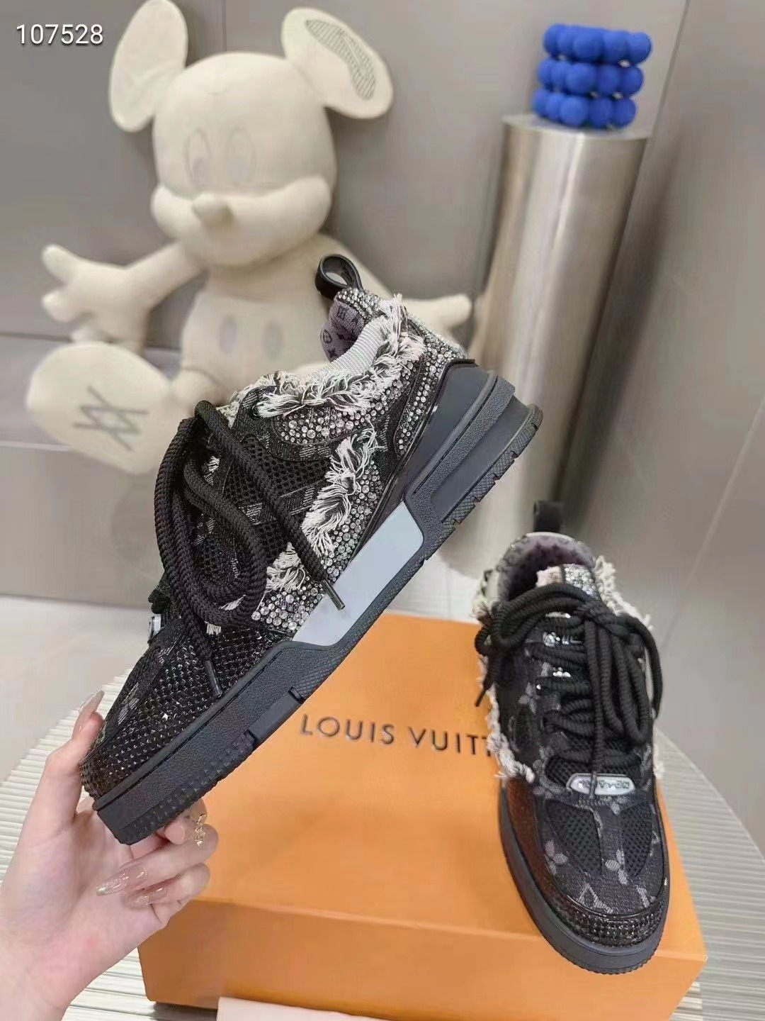LV Shoes(AAAA)-902