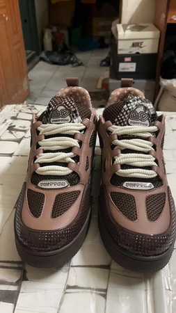 LV Shoes(AAA)-911