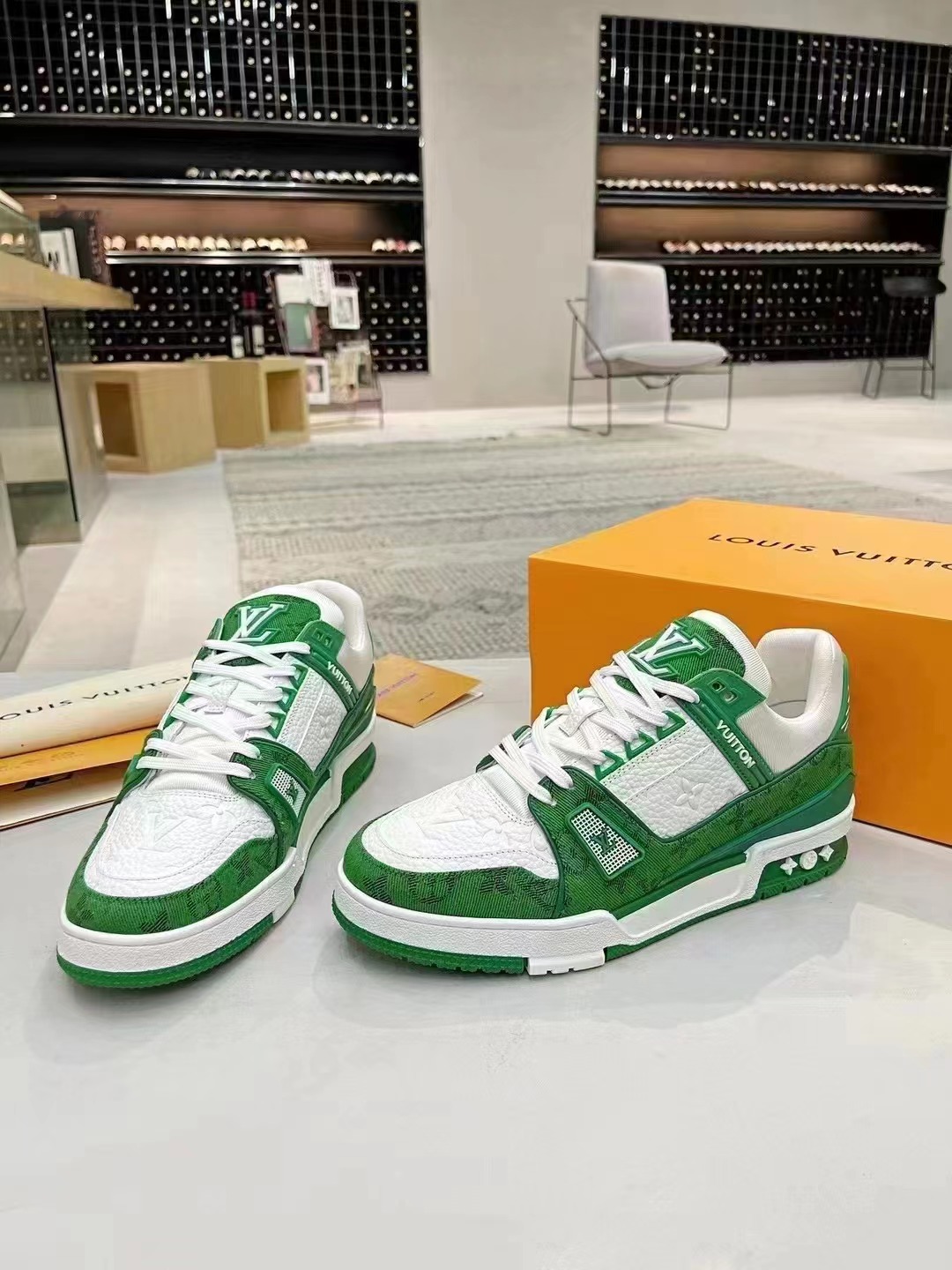 LV Shoes(AAAA)-900