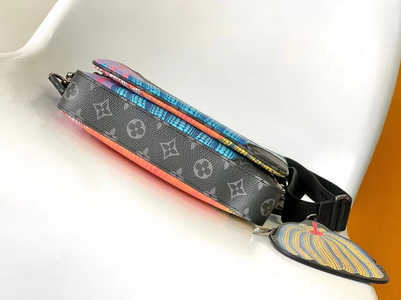 LV Handbags AAA(Men)-106