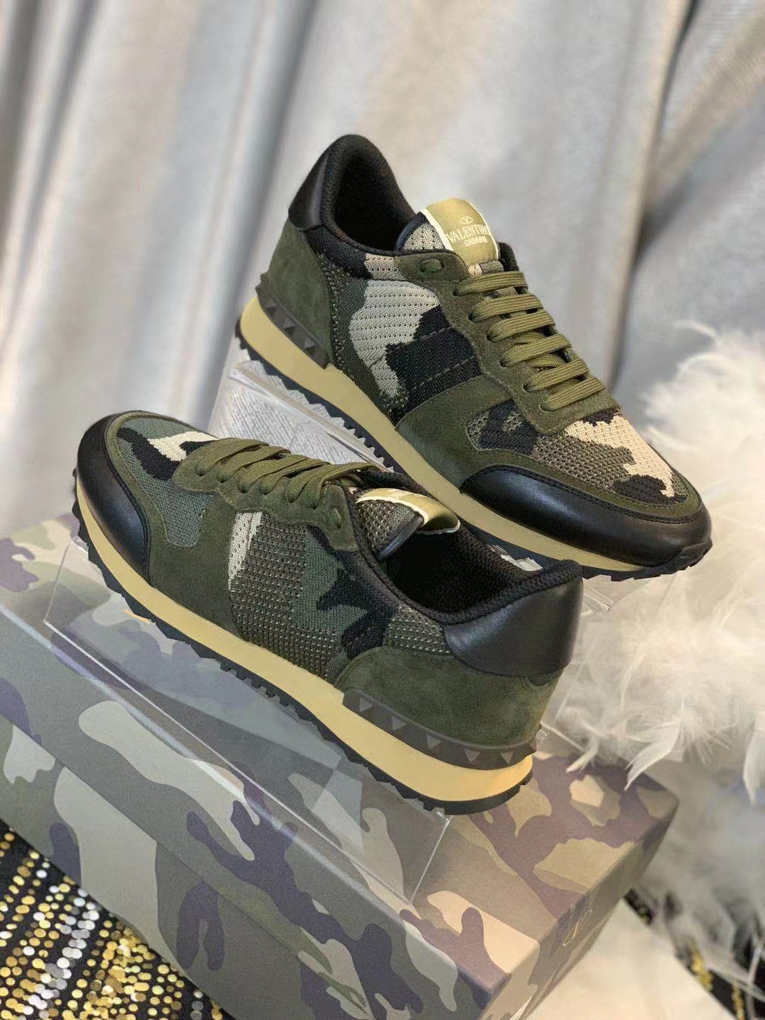 Valentino Shoes(AAA)-213