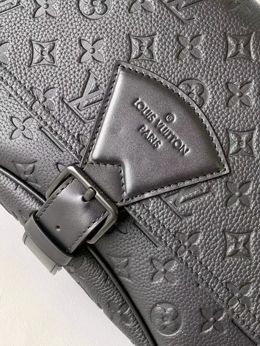 LV Handbags AAA(Men)-127