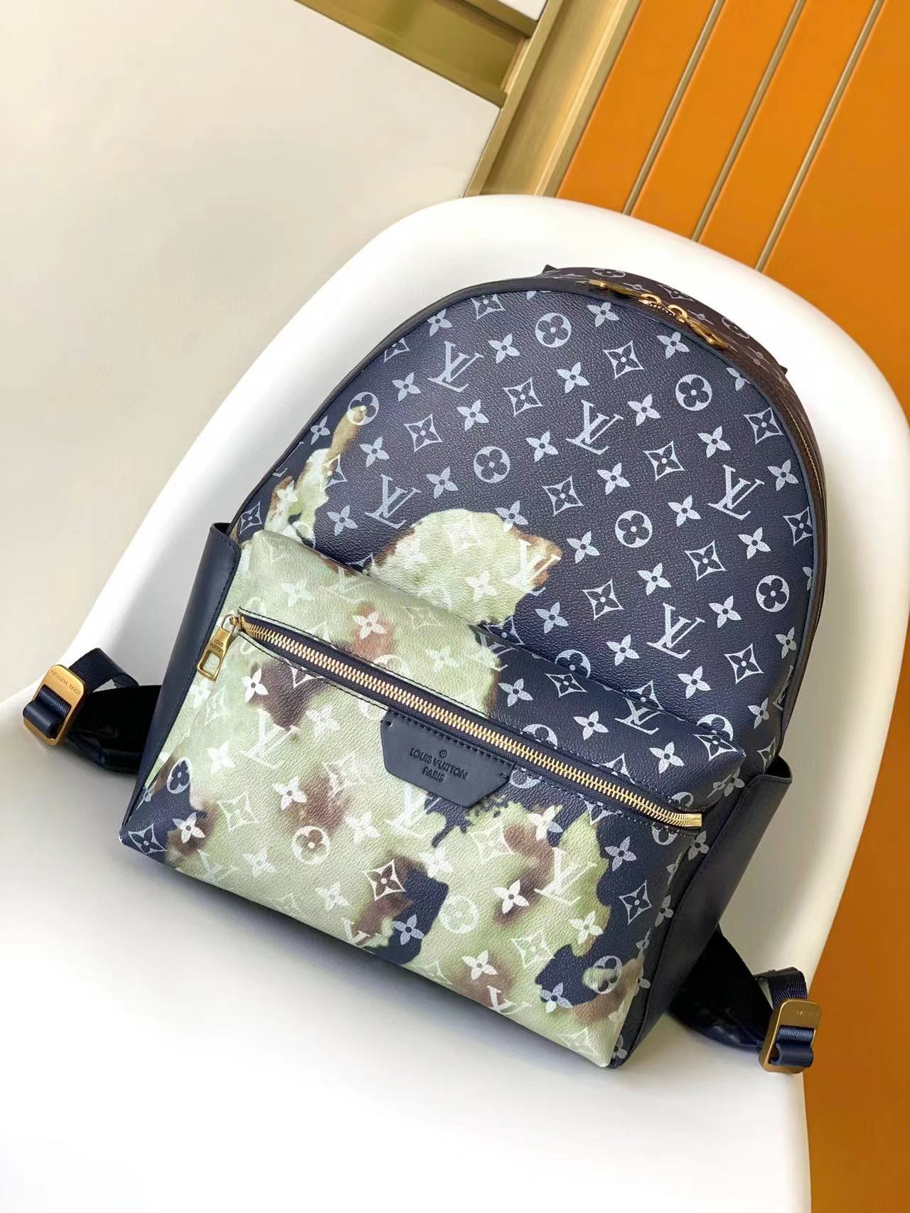 LV Backpack(AAAA)-077