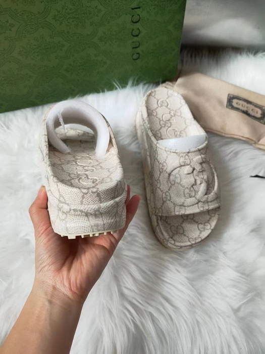 G*u*i slippers(aaa)-448