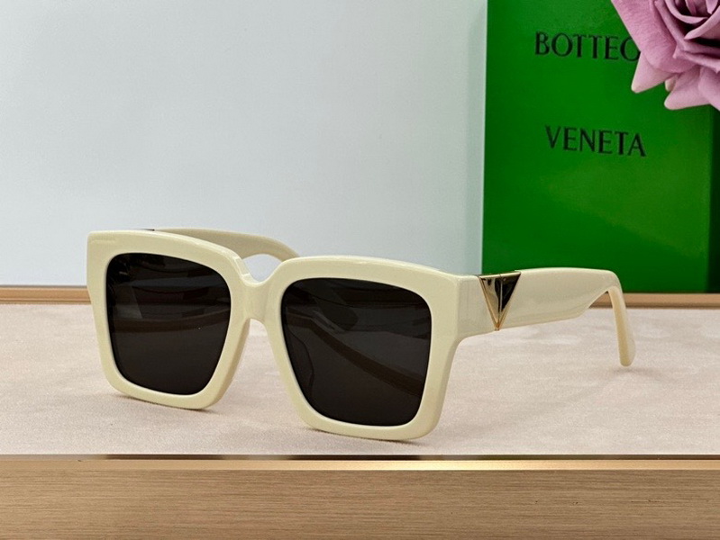 bo*te*ga Ve*ne*ta sunglasses(aaaa)-384