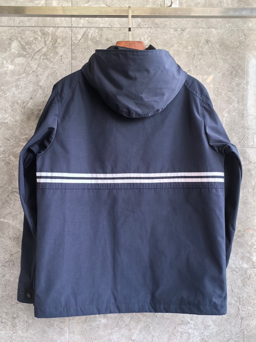 Can*a Go*e jacket-002