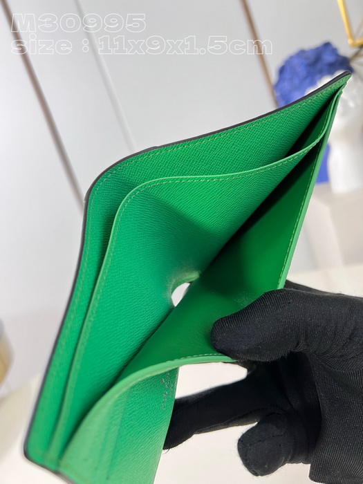 LV Wallets AAA(Men)-044