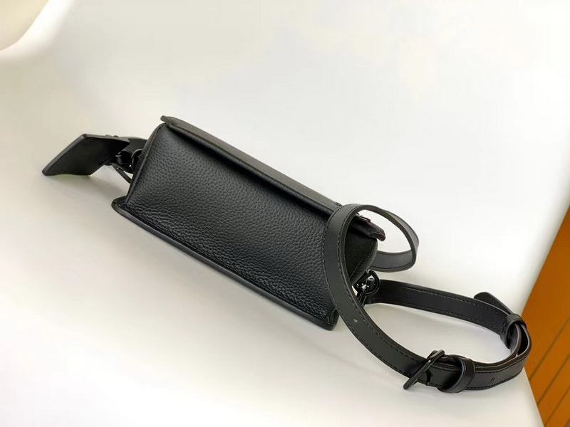 LV Handbags AAA(Men)-132