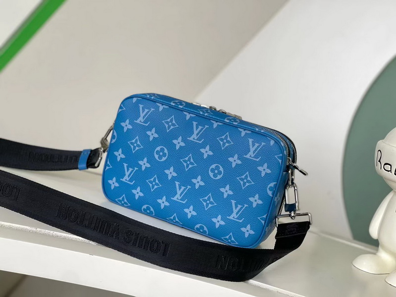 LV Handbags AAA(Men)-137