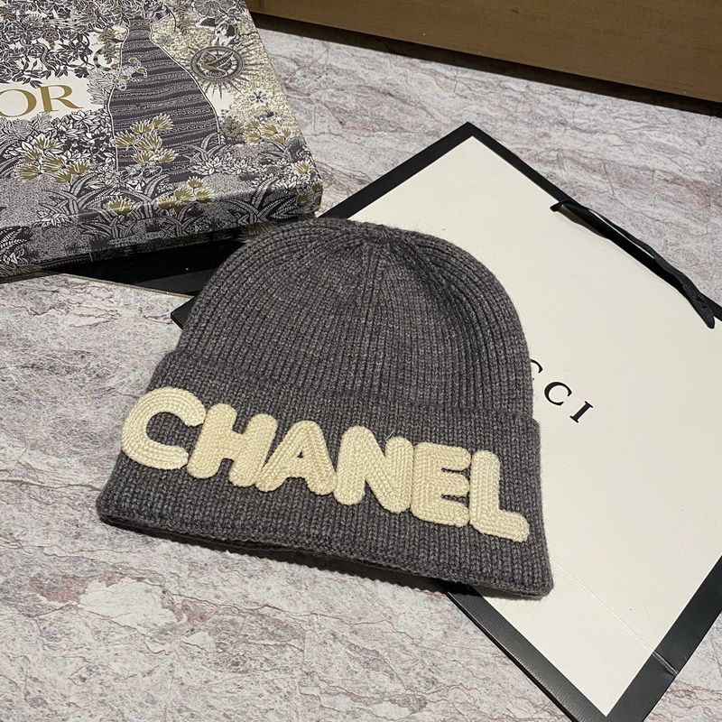 Ch*el beanies-063