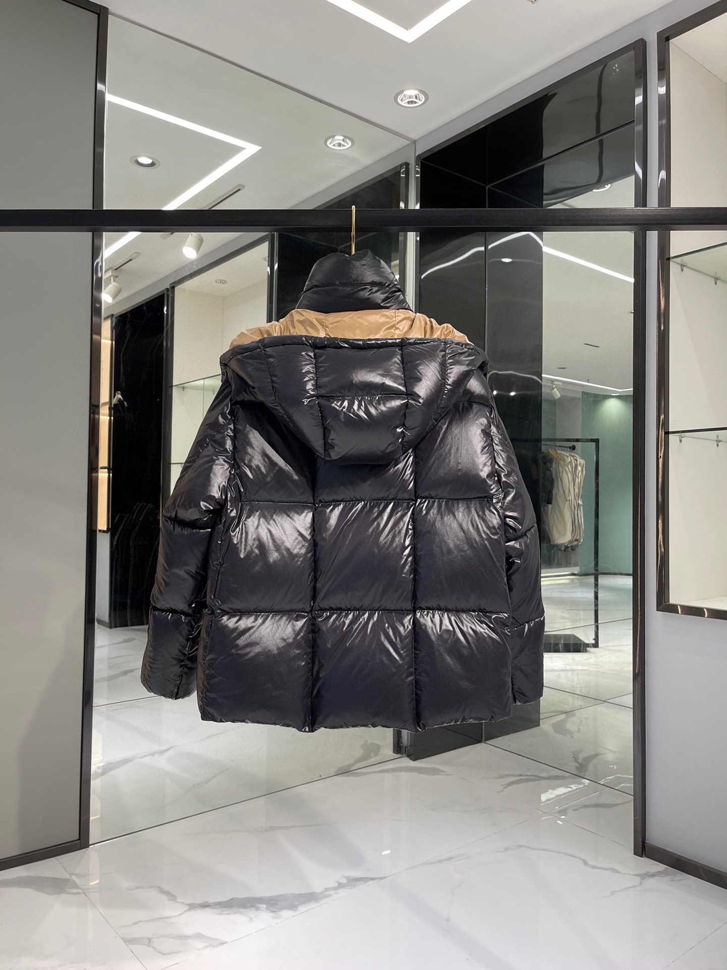Moncler Coat(Women)-014