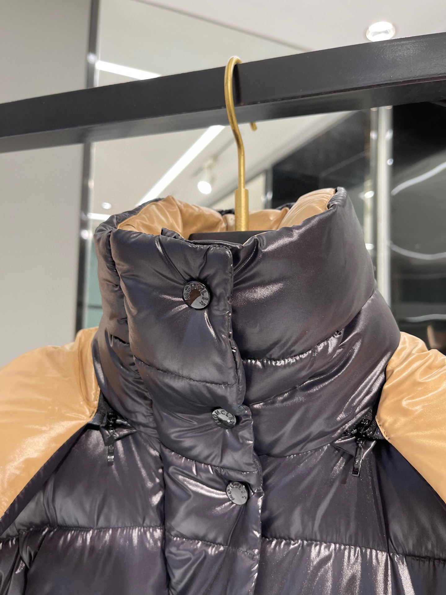 Moncler Coat(Women)-014