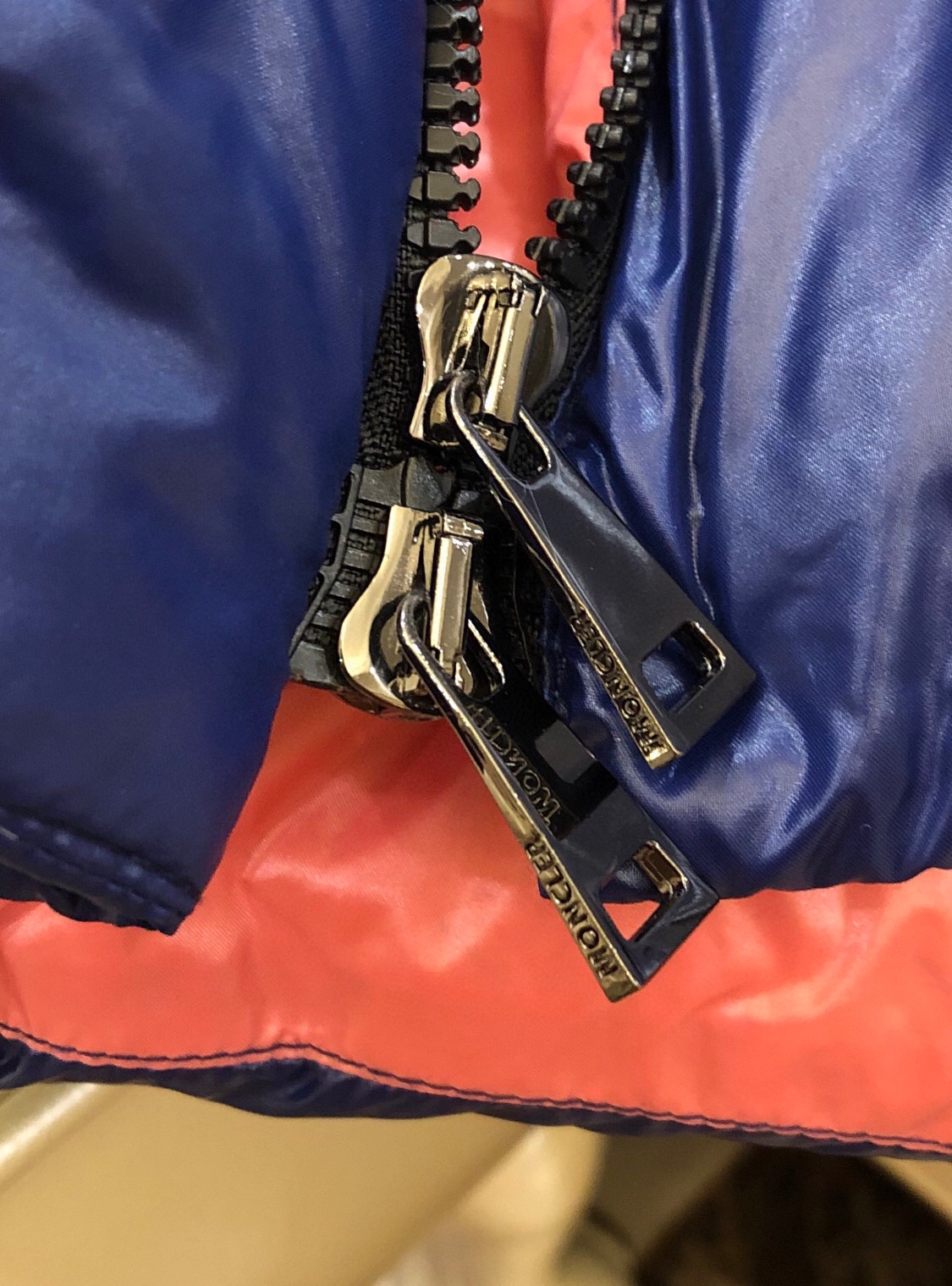 Moncler Coat(Women)-015