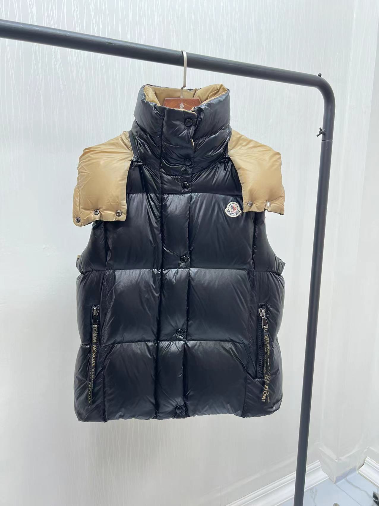 Moncler Coat(Women)-046