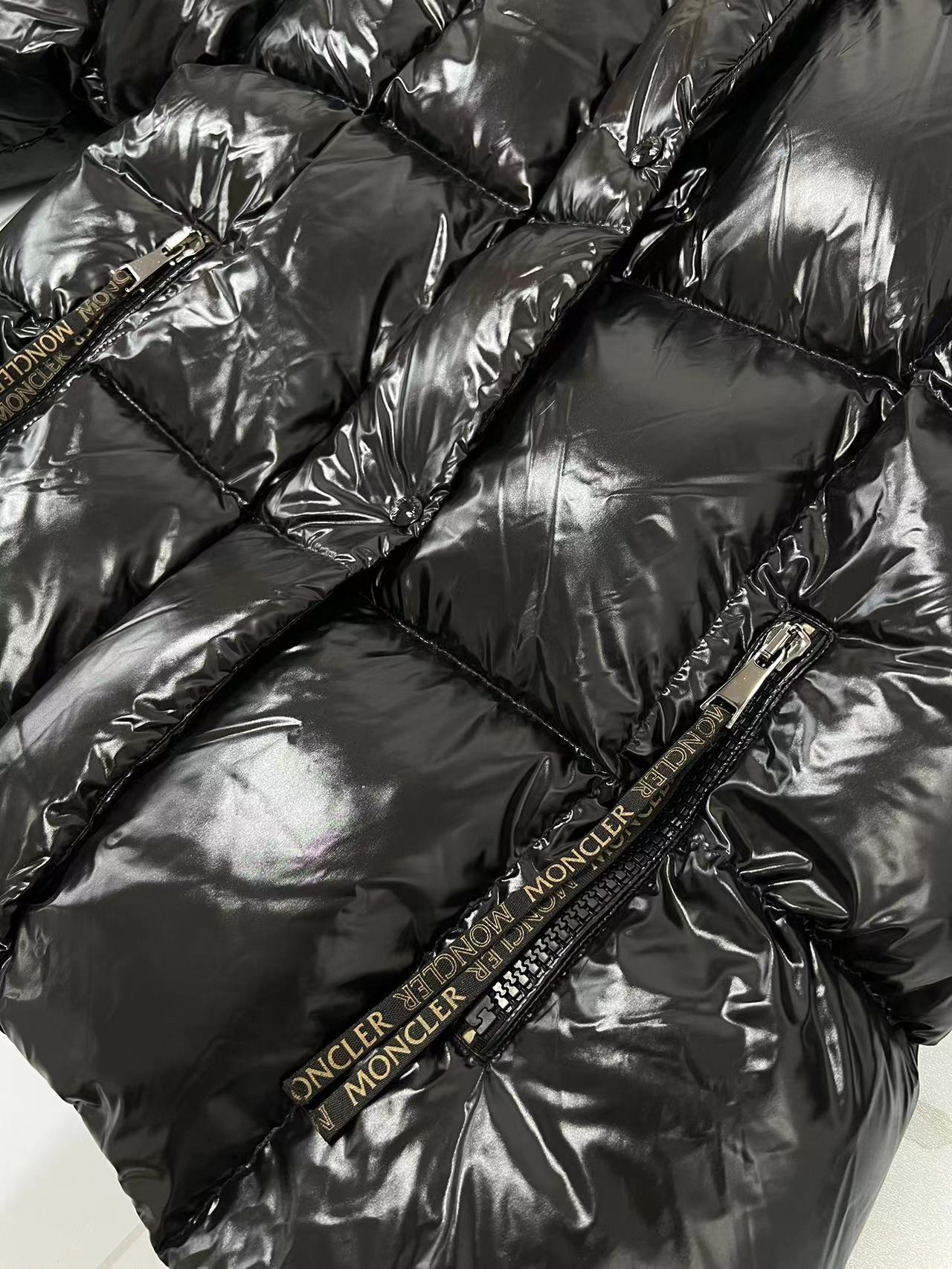 Moncler Coat(Women)-048