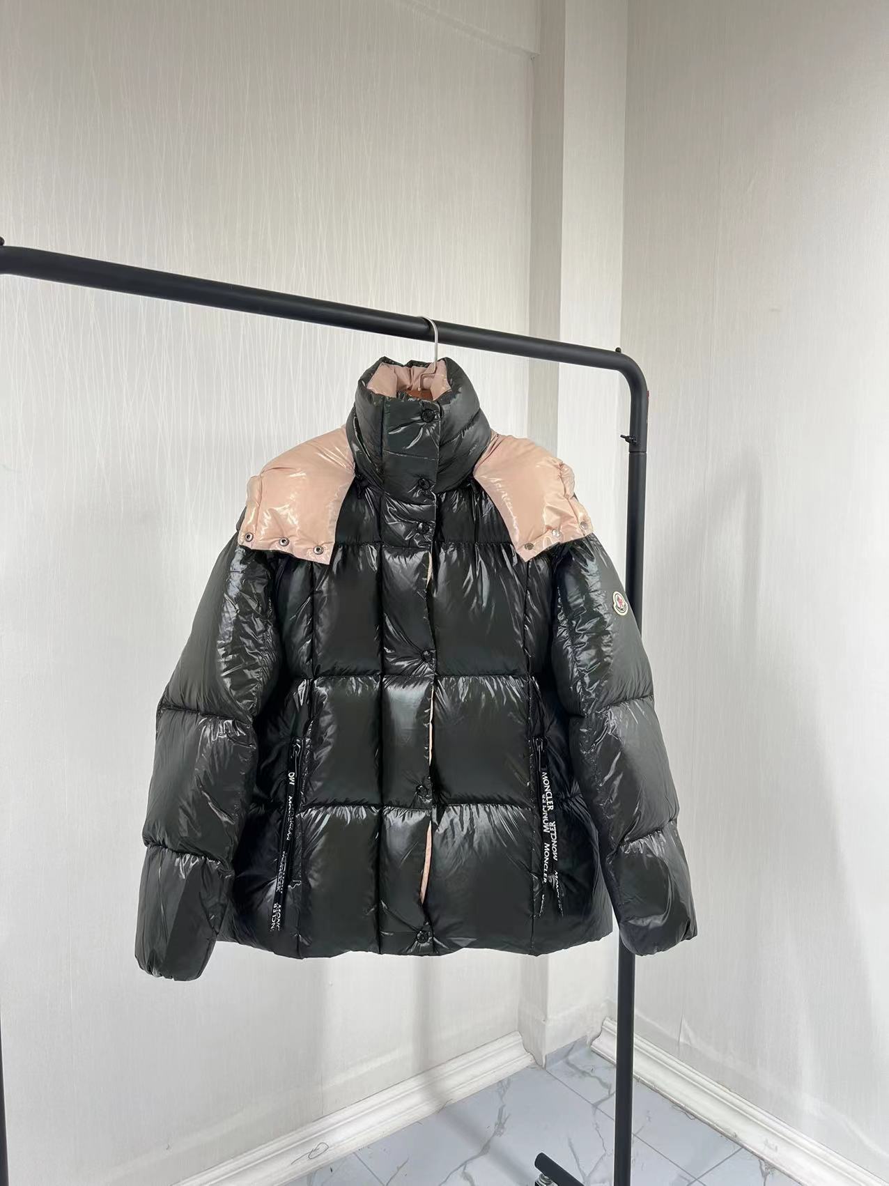 Moncler Coat(Women)-054