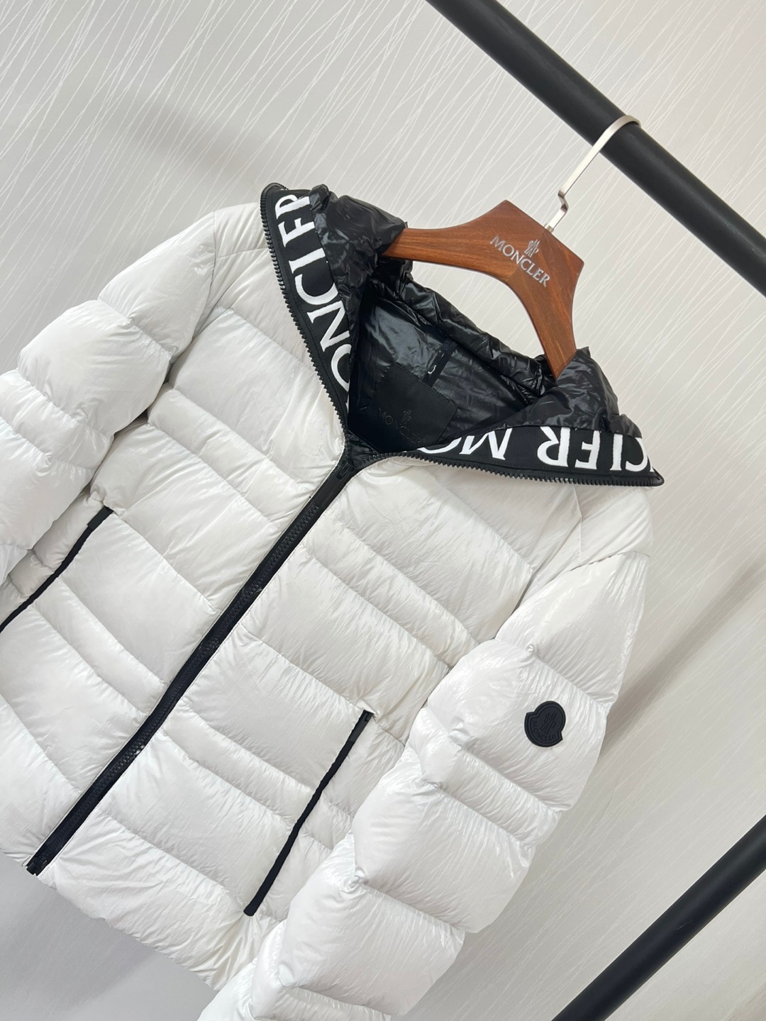 Moncler Coat(Women)-057