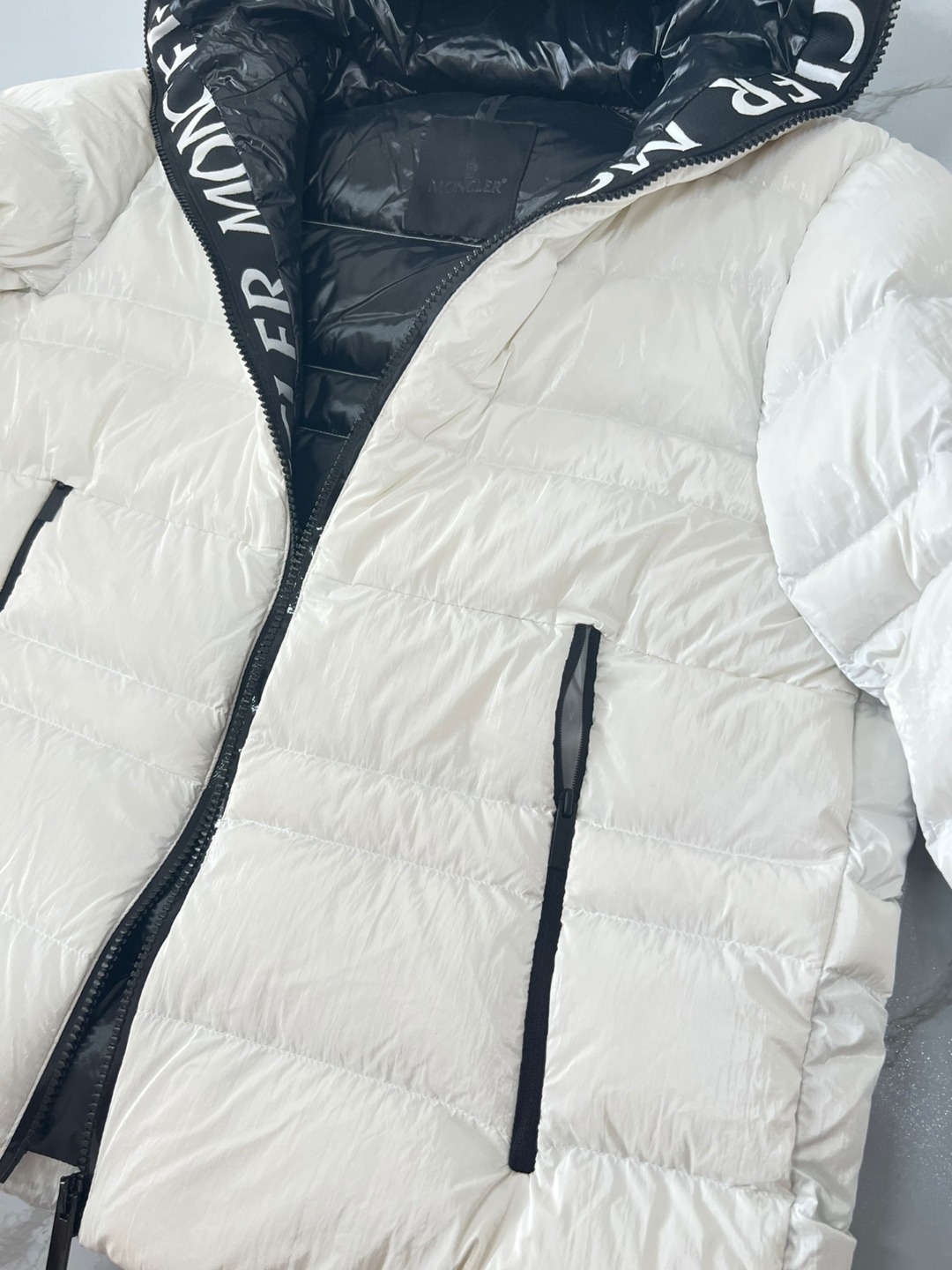 Moncler Coat(Women)-057