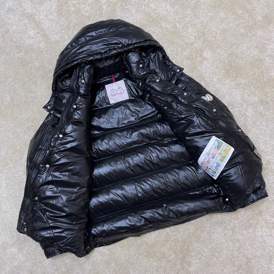 Moncler Coat-143