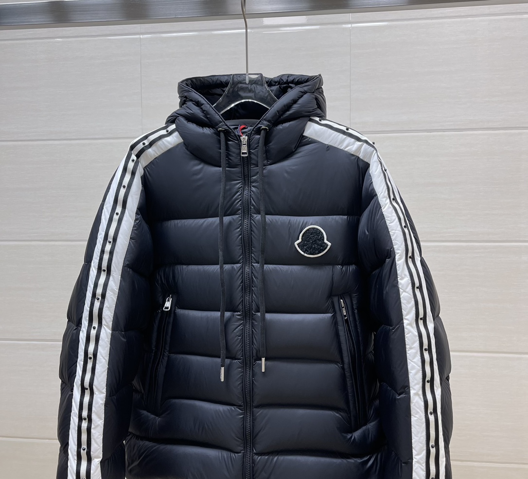 Moncler Coat-168