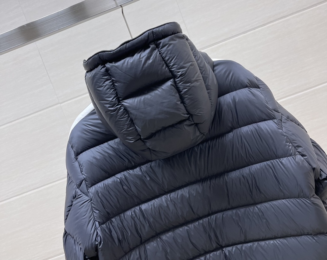 Moncler Coat-168