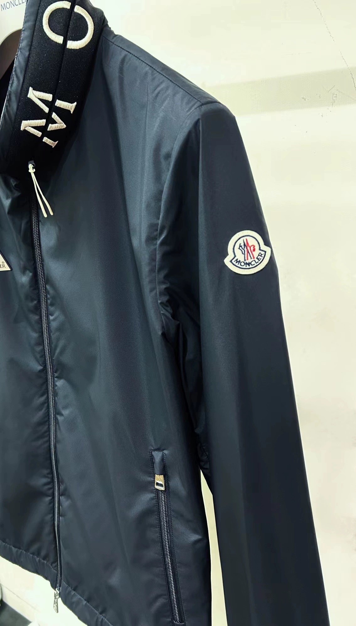 Moncler Jacket-016