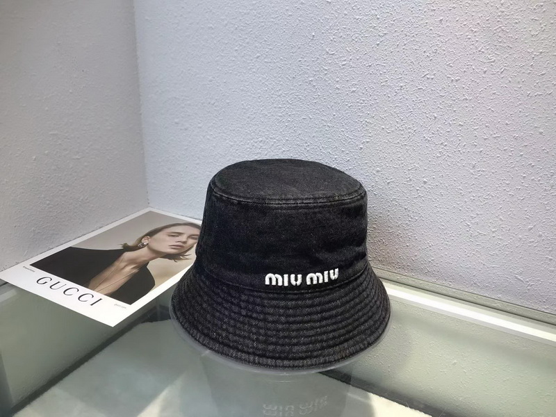 M*um*u cap-124