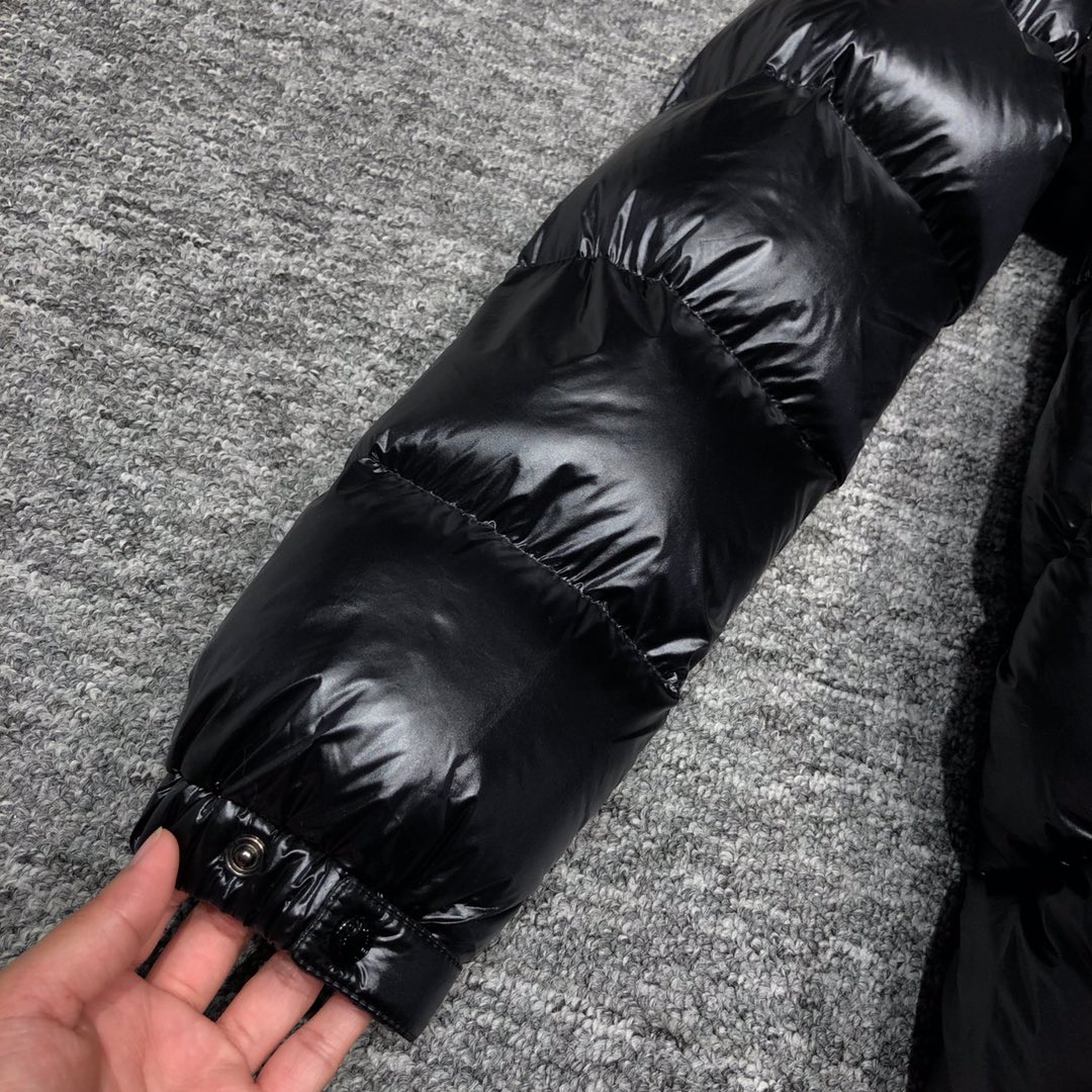 Moncler Coat(Women)-083