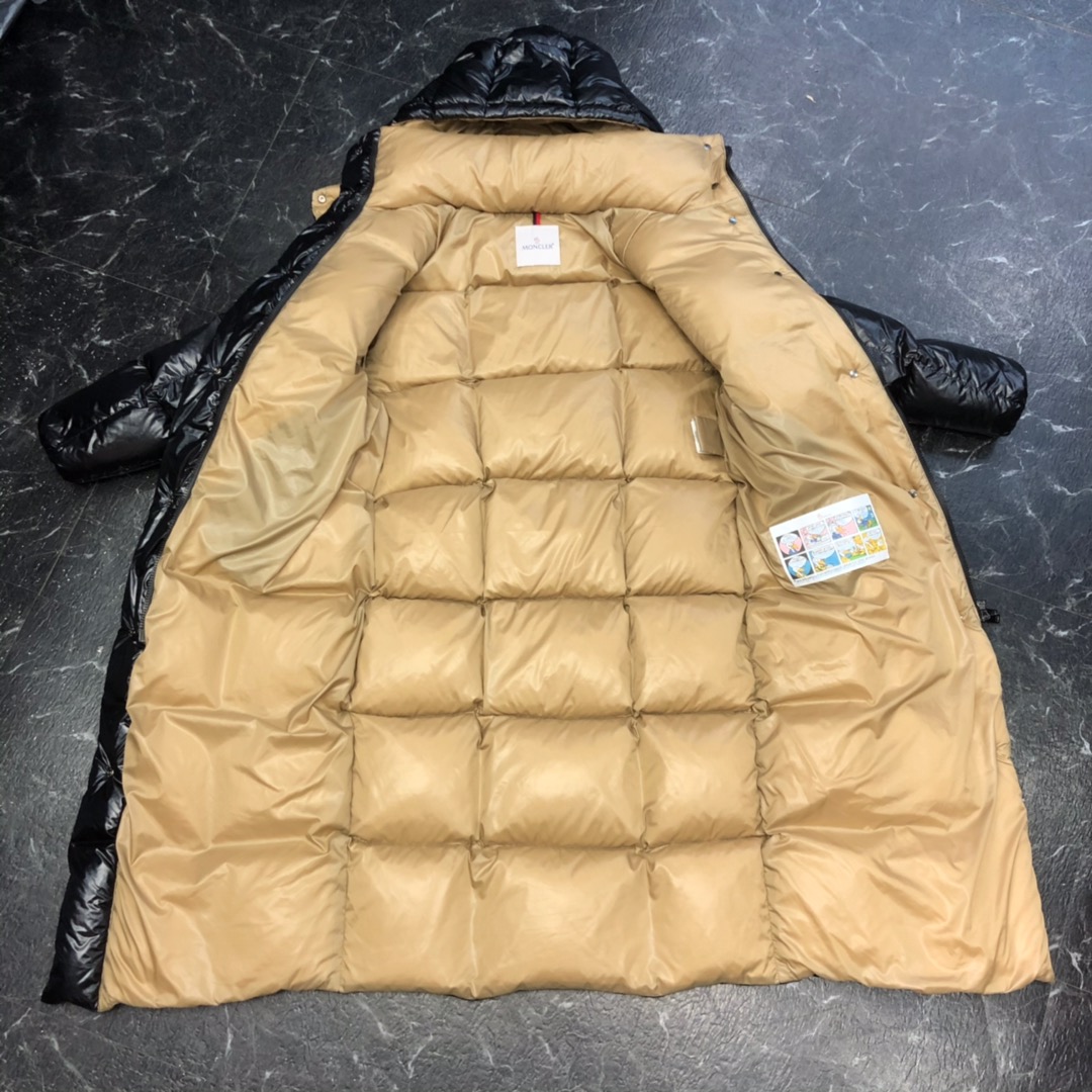 Moncler Coat(Women)-090