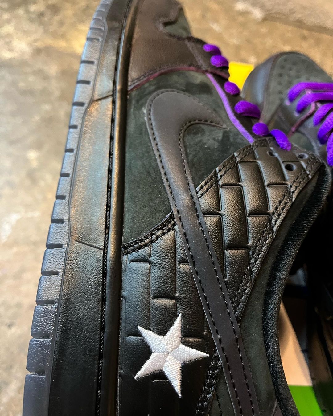 Familia x Nike SB Dunk Low First Avenue