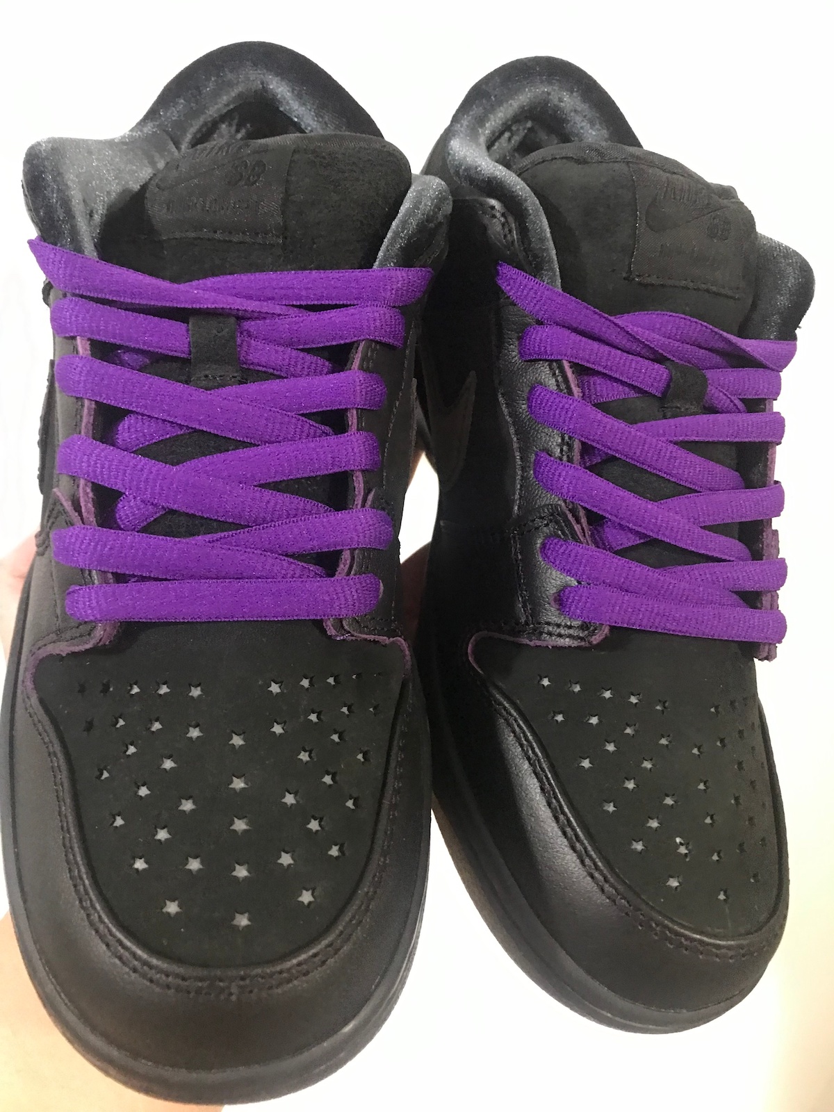 Familia x Nike SB Dunk Low First Avenue