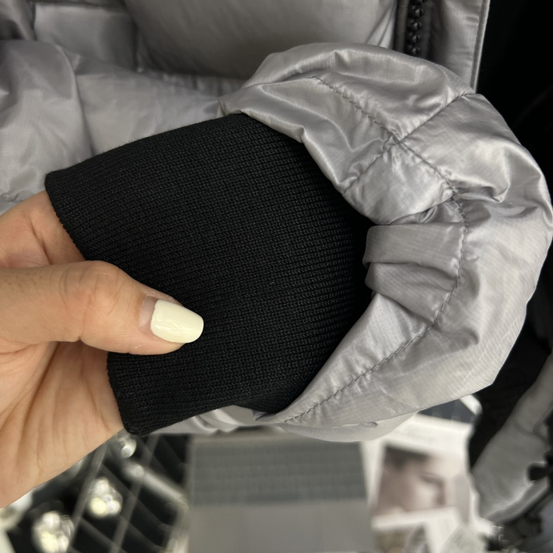 Canada Goose Coat-299