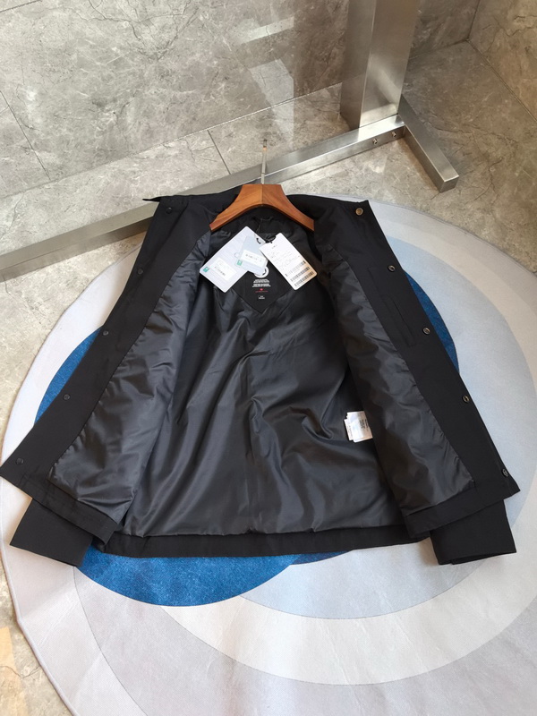 Canada Goose Jacket-008
