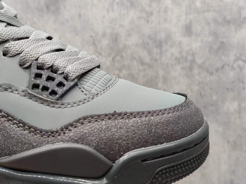 Air Jordan 4 Retro-041