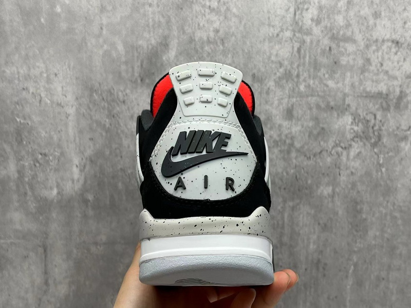 Air Jordan 4 Retro-047
