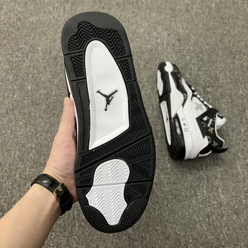 Air Jordan 4 Retro-064