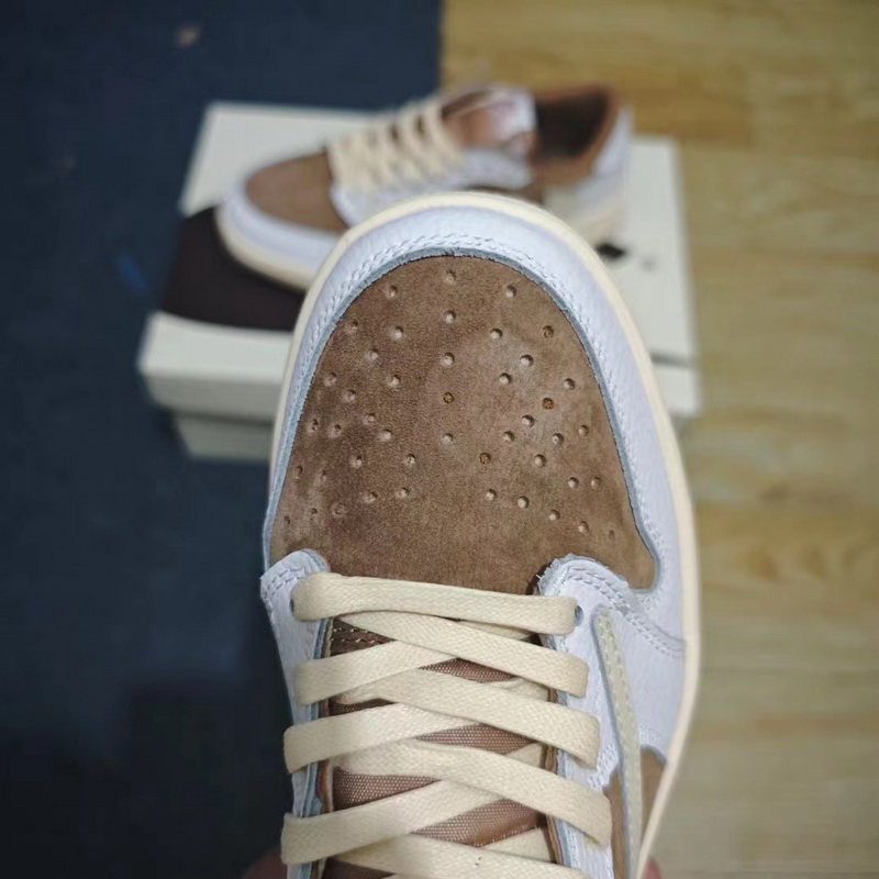 Nike Air Jordan 1 Low-001