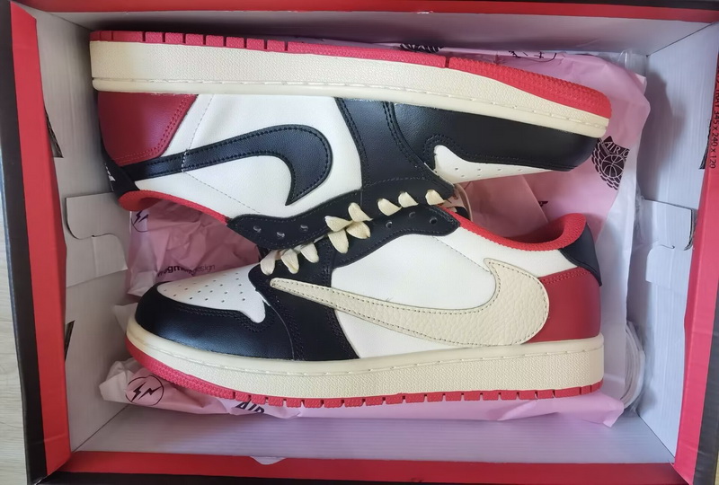 Nike Air Jordan 1 Low-013