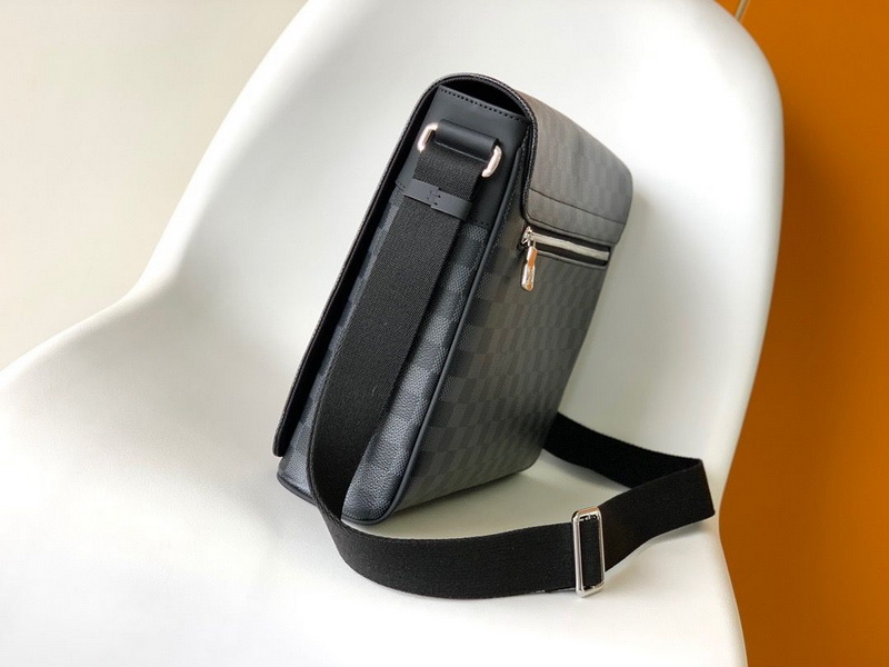 Handbags AAA(Men)-084