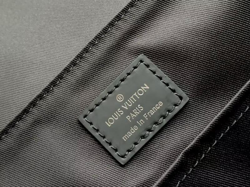 LV Handbags AAAA(Men)-151