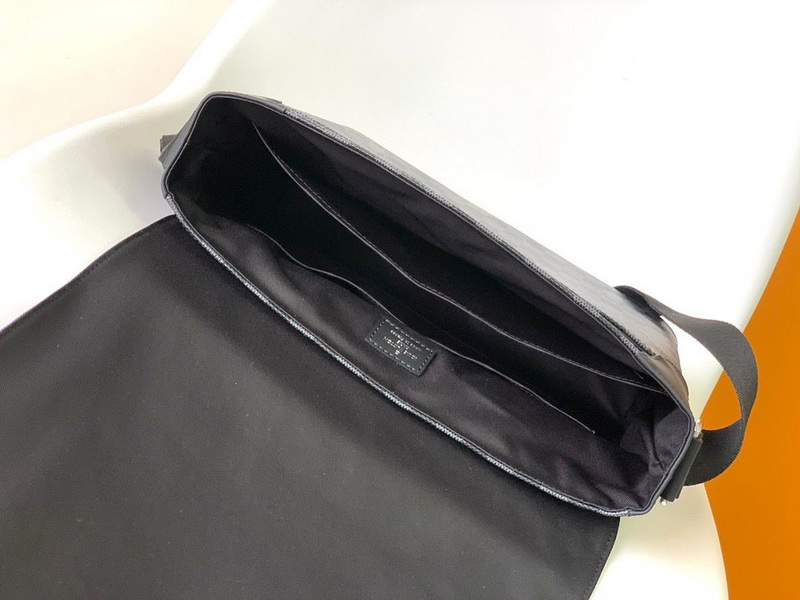 Handbags AAA(Men)-084