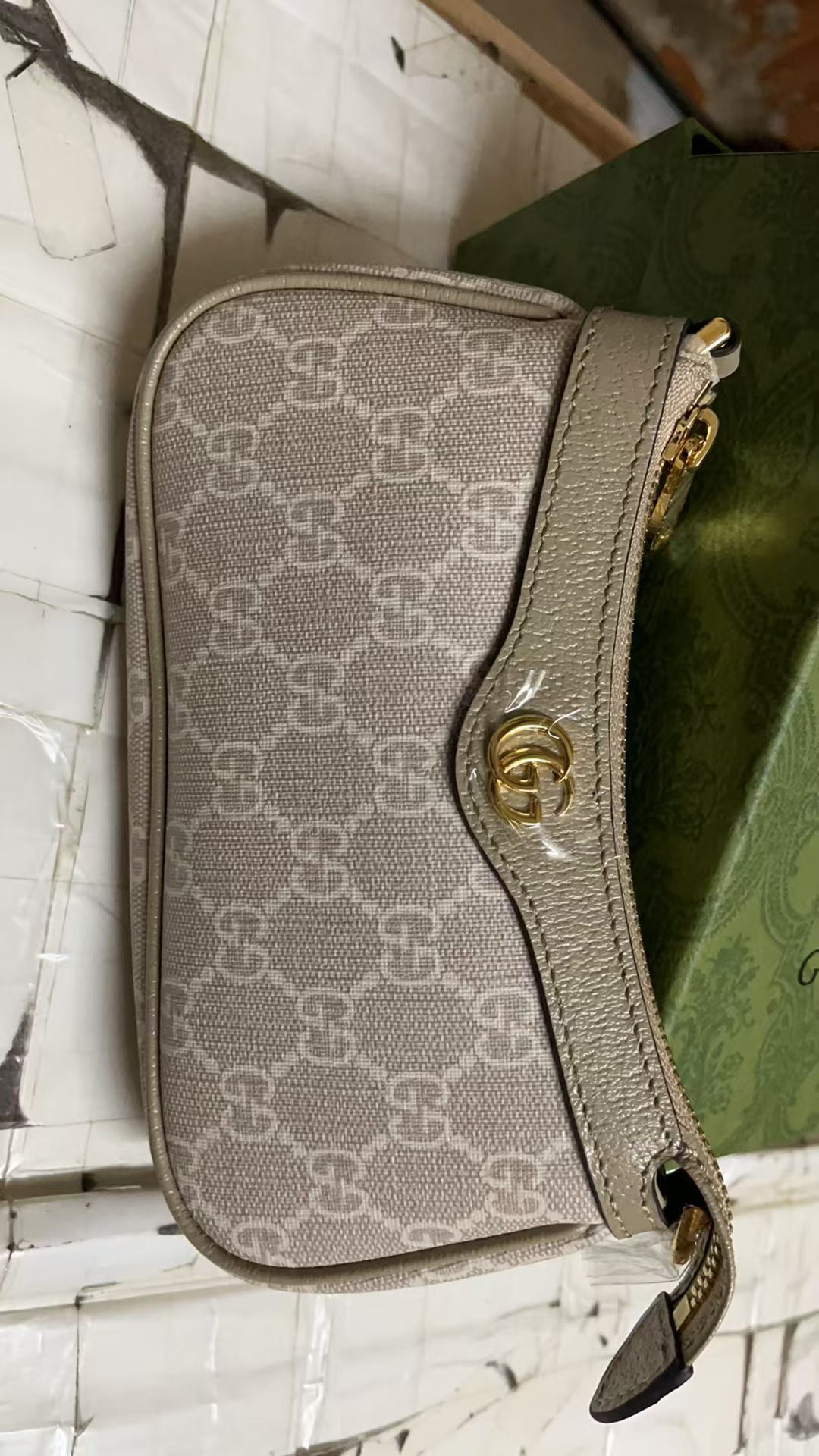 G*u*i handbags aaaa(women)-252