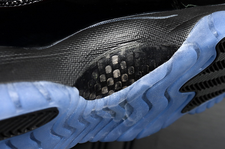 Air Jordan 11 Retro-008