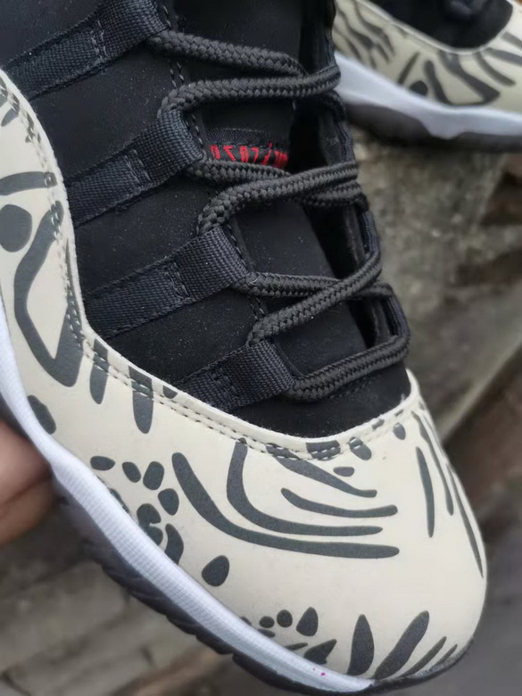 Air Jordan 11 Retro-013