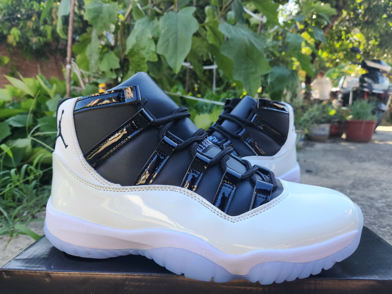 Air Jordan 11 Retro-018