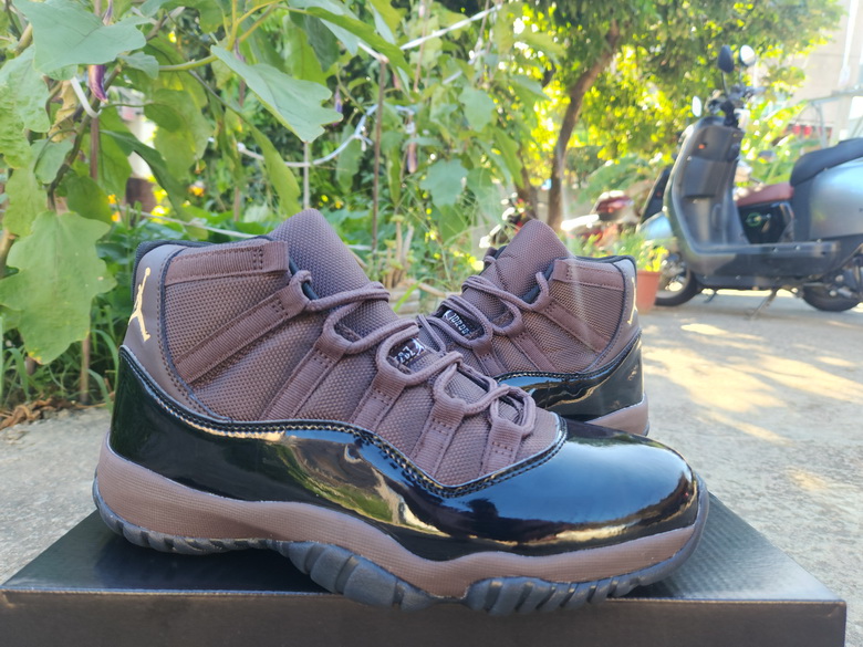 Air Jordan 11 Retro-021