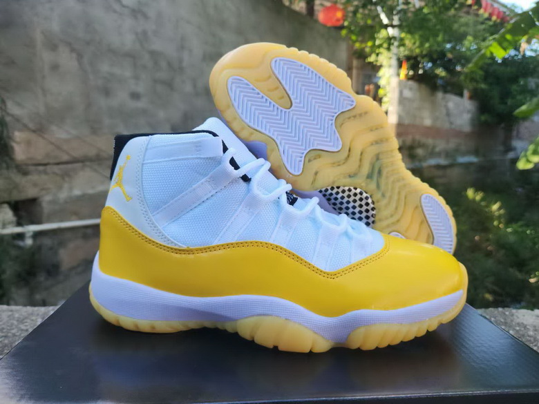 Air Jordan 11 Retro-025