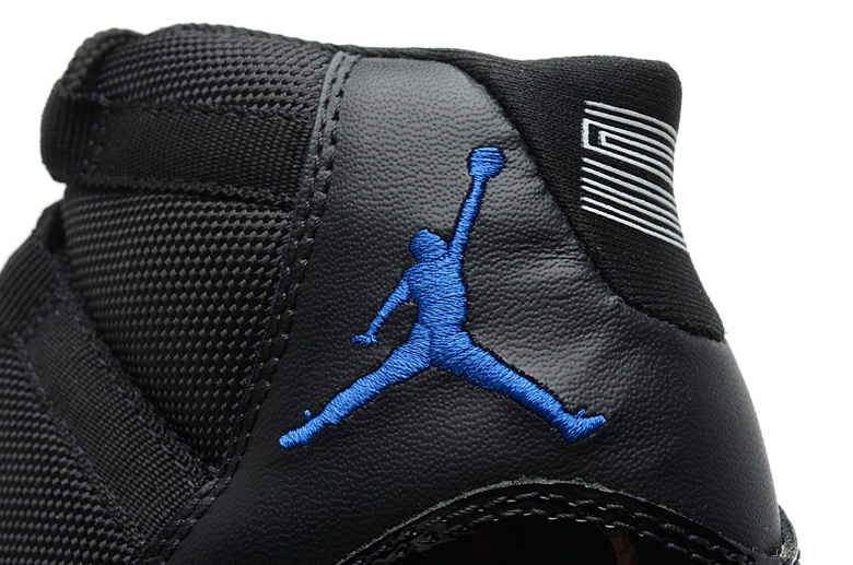 Air Jordan 11 Retro-026