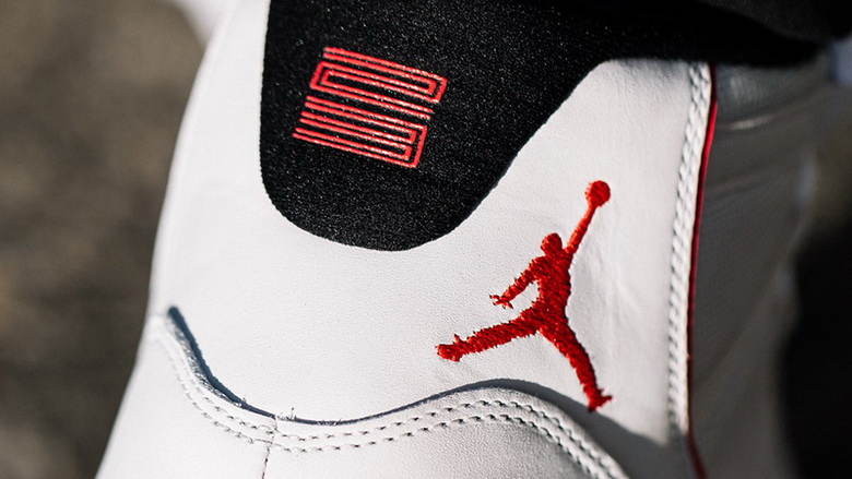 Air Jordan 11 Retro-075